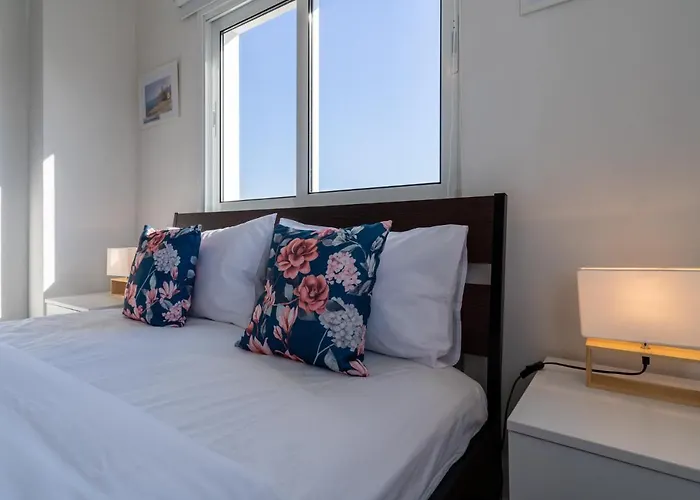 Daire Emerald's 2-bedroom In *