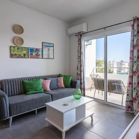 Apartamento Emerald's 2-bedroom In