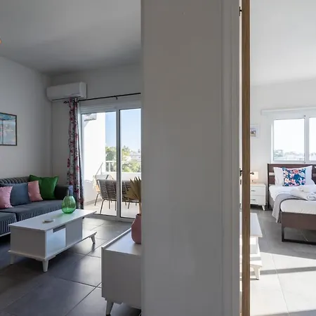 Emerald's 2-bedroom In Apartamento *